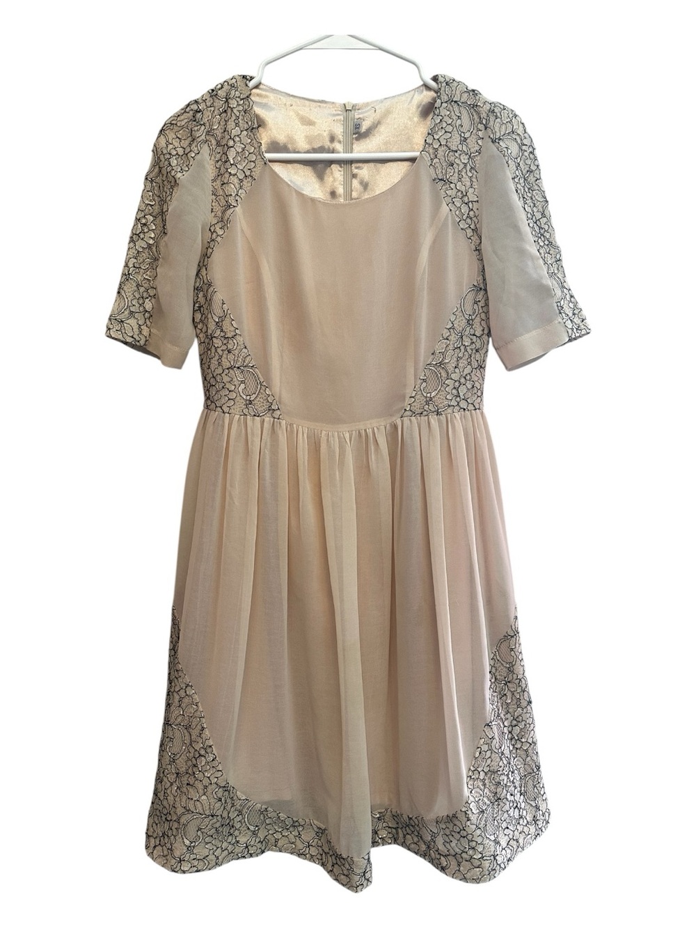 Vintage Y2K Unbranded Cream Formal Mini Dress with Black Lace Trim Size XS